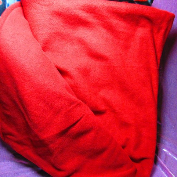 Fruit Loops 87" x 58" Fleece Blanket - Picture 3 of 3